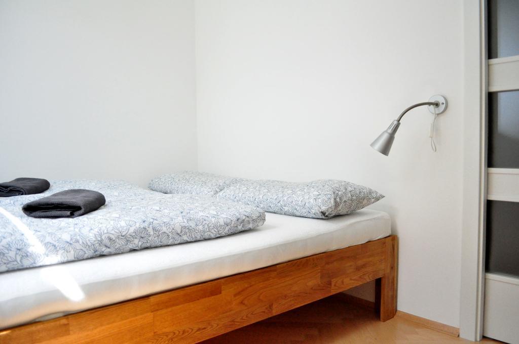 Central-Modern-Apartment プラハ エクステリア 写真