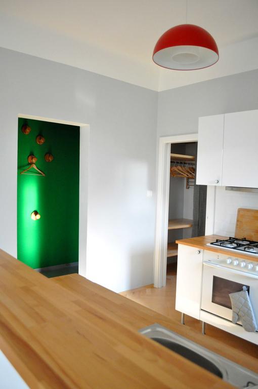 Central-Modern-Apartment プラハ エクステリア 写真